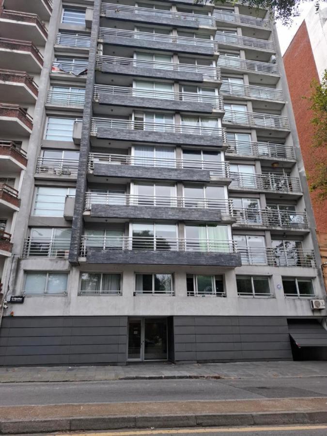 Moderno Con Vista Al *